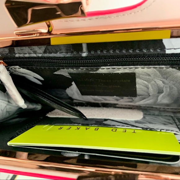 Ted Baker Patent Crystal Neon Pink Crossbody - Picture 5 of 5